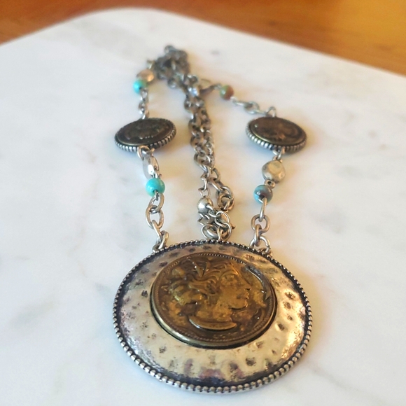 Very Cool Vintage Faux Coin Necklace - Picture 5 of 7